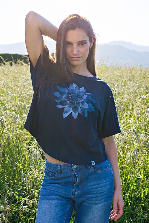 Camiseta orgánica corte murciélago azul marino mujer NYMPHAEA