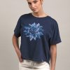 Camiseta orgánica corte murciélago azul marino mujer NYMPHAEA - Imagen 2