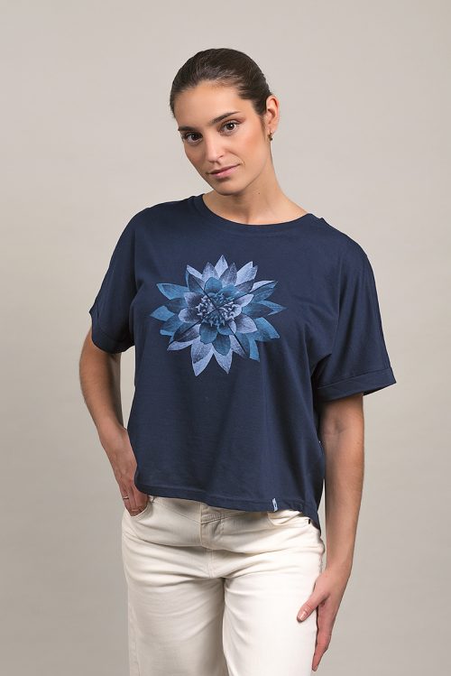 Alternative view of Camiseta orgánica corte murciélago azul marino mujer NYMPHAEA
