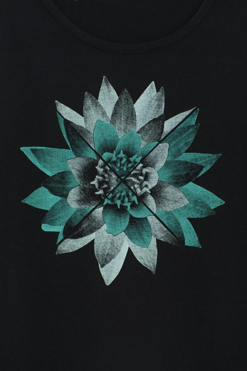 Alternative view of Camiseta orgánica tirantes negra unisex NYMPHAEA